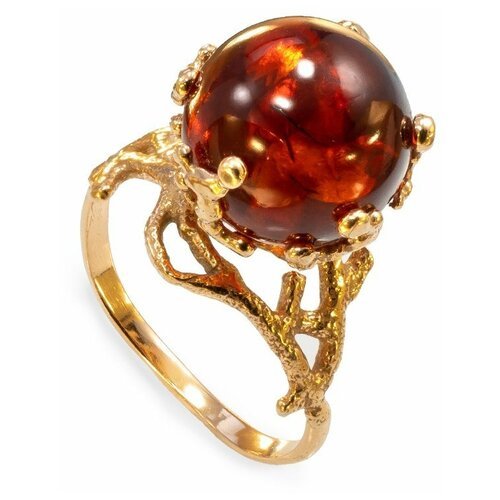 Позолоченное кольцо с натуральным вишневым янтарем 'Коралл'