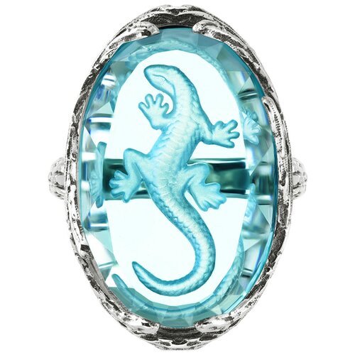 Серебряное кольцо 'Ящерица' с голубым кварцем в фактурной оправе. Размер 21.0